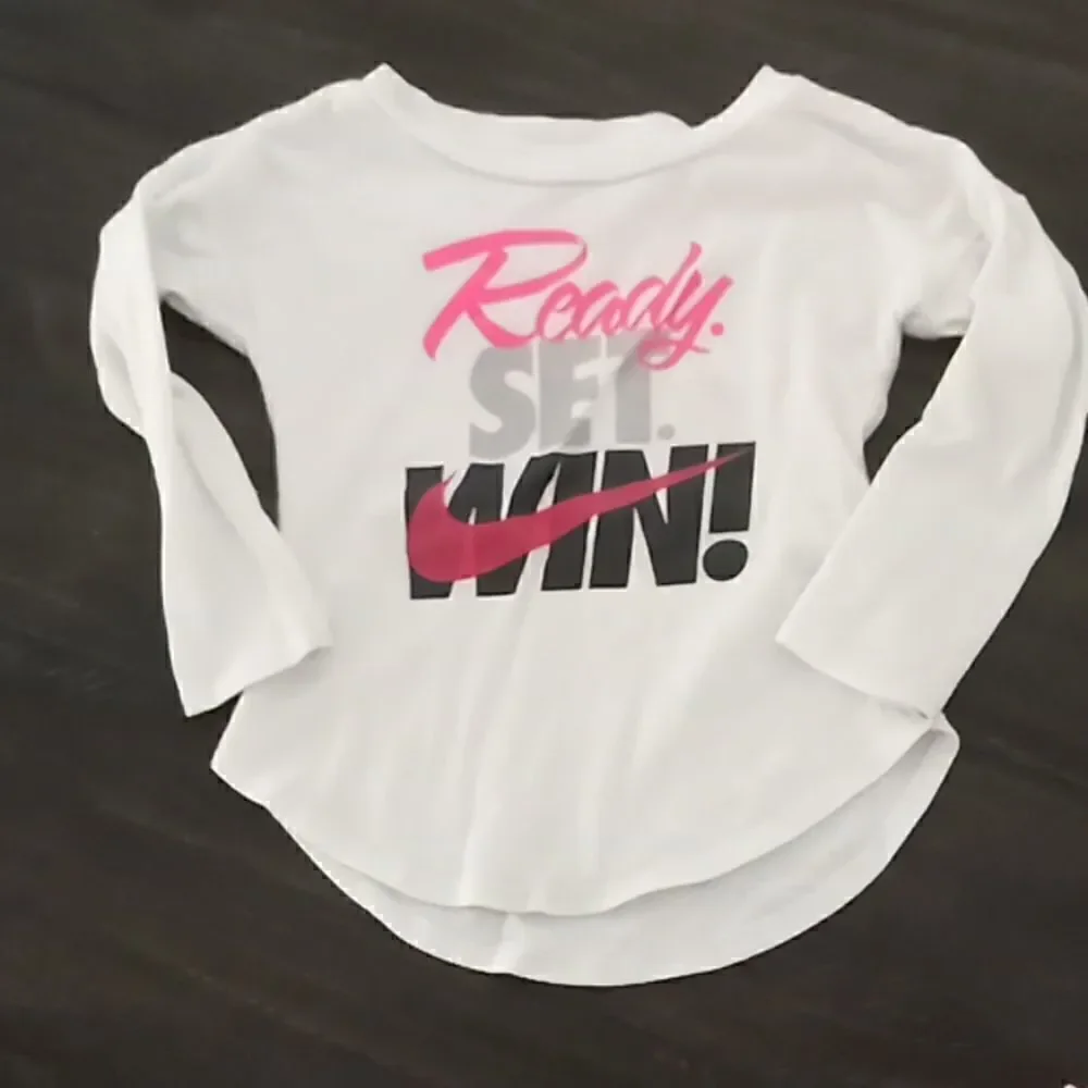 Nike little girls long sleeve 2T